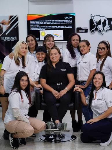 Trabajo de belleza realizado por una estudiante de Eleganza